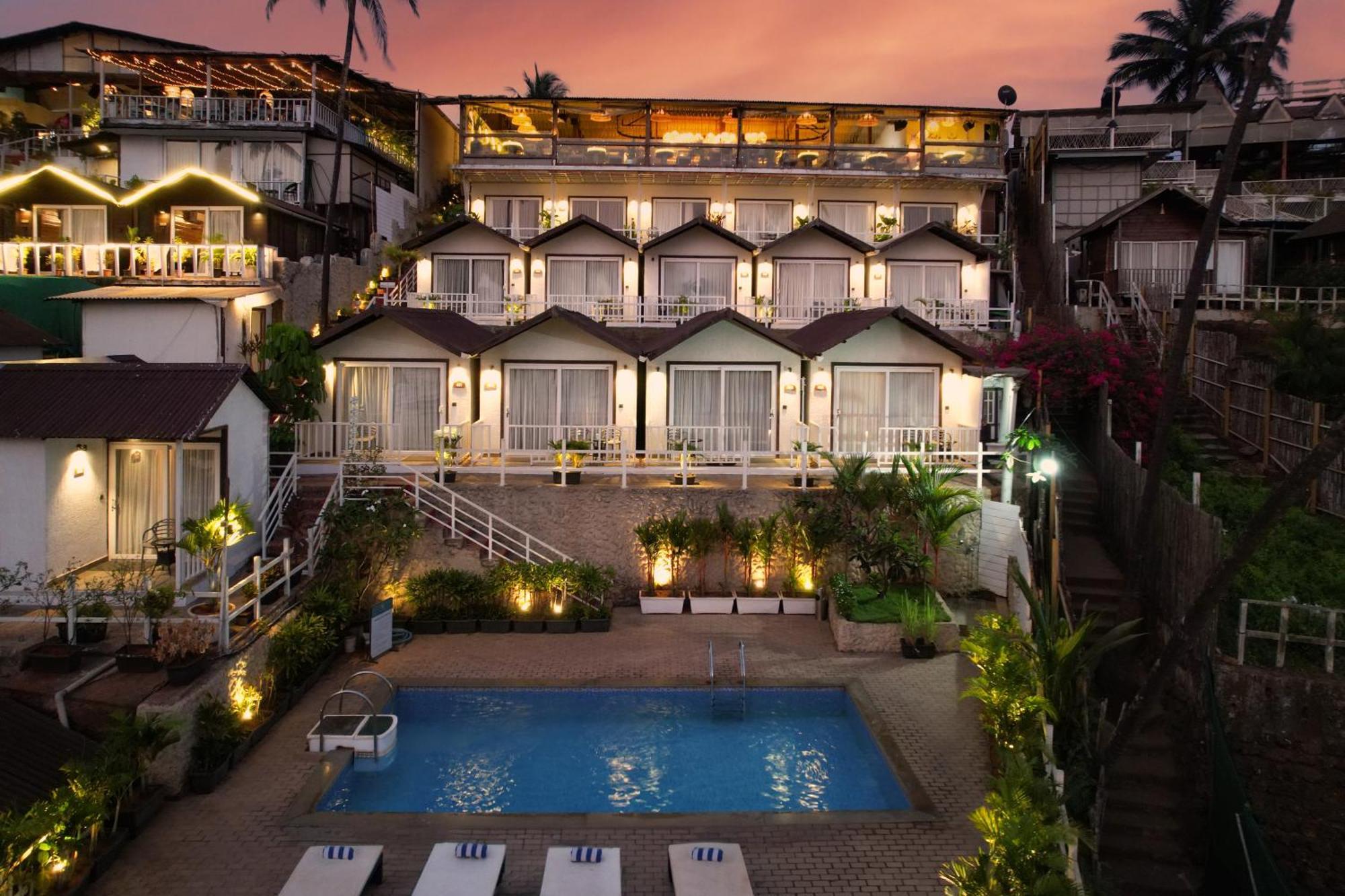 Stone Wood Beach Resort, Vagator Ngoại thất bức ảnh